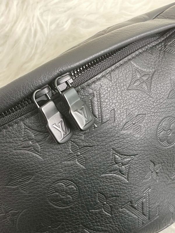【分期0利率】LV Discovery PM 腰包【未使用閒置品】 