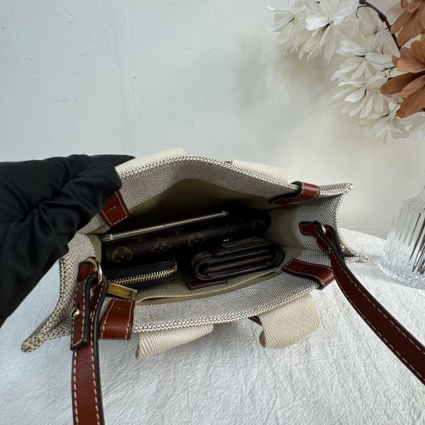 【12期0利率】Chloé 背帶款小號 Woody Tote Bag 焦糖色【95成新】 