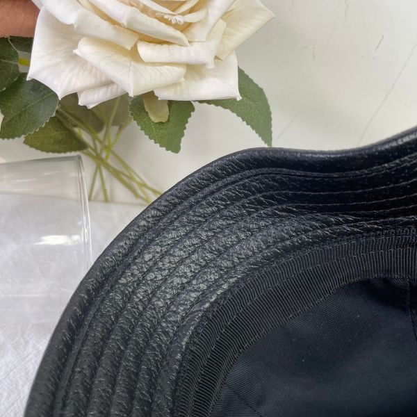 【95成新】【12期0利率】馬銜扣皮革圓頂漁夫帽 666600 