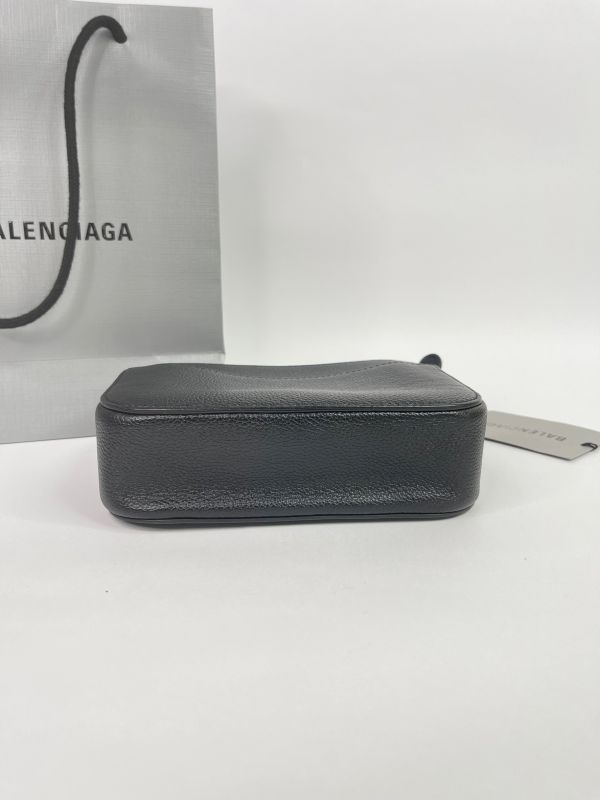 【分期0利率】BALENCIAGA EVERYDAY 相機包 XS【95成新】 