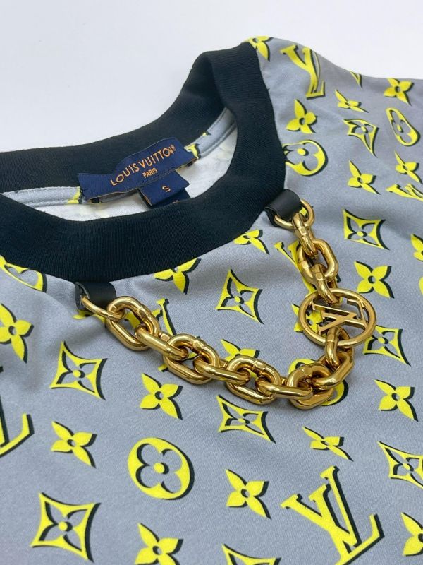 【9成新】LV 3D字母短T 