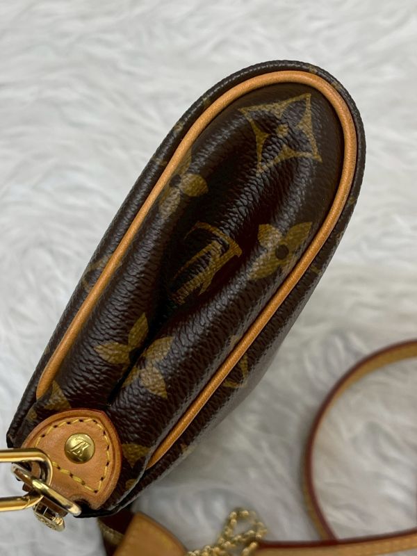 【分期0利率】LV EVA 小金牌兩用肩背包【9成新】 