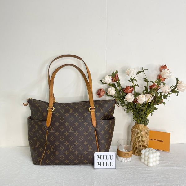 【12期0利率】LV TOTALLY MM  肩背包【85成新】 