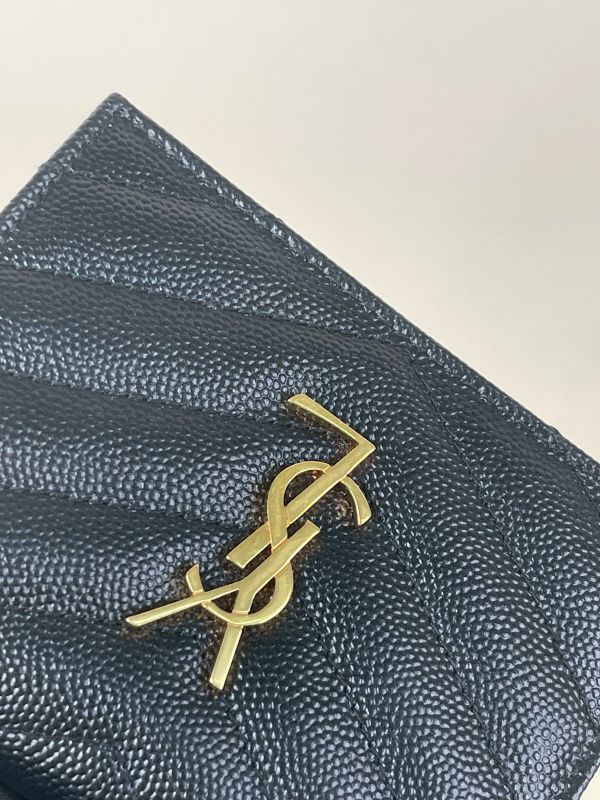 【分期0利率】YSL 魚子醬對開短夾【95成新】 