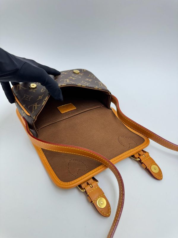 【99新】LV 小型郵差包 