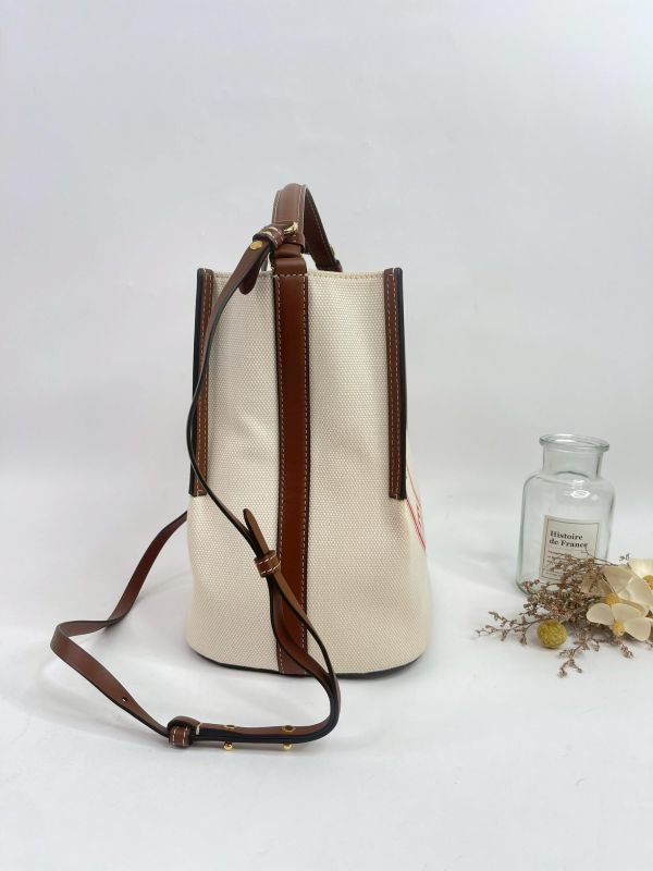 【9成新】BURBERRY  PEGGY 燙印LOGO水桶包 