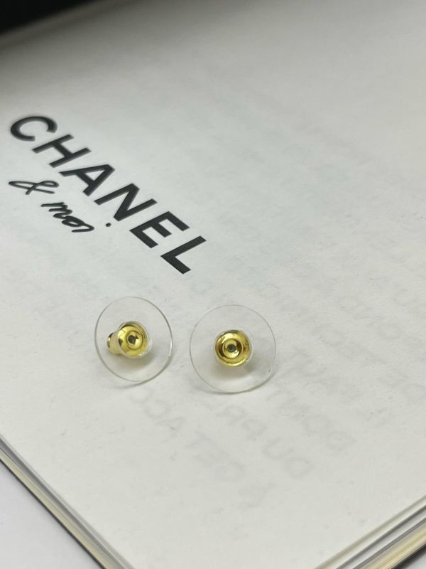 【99成新】CHANEL 24SS珐瑯麻花雙C耳針 