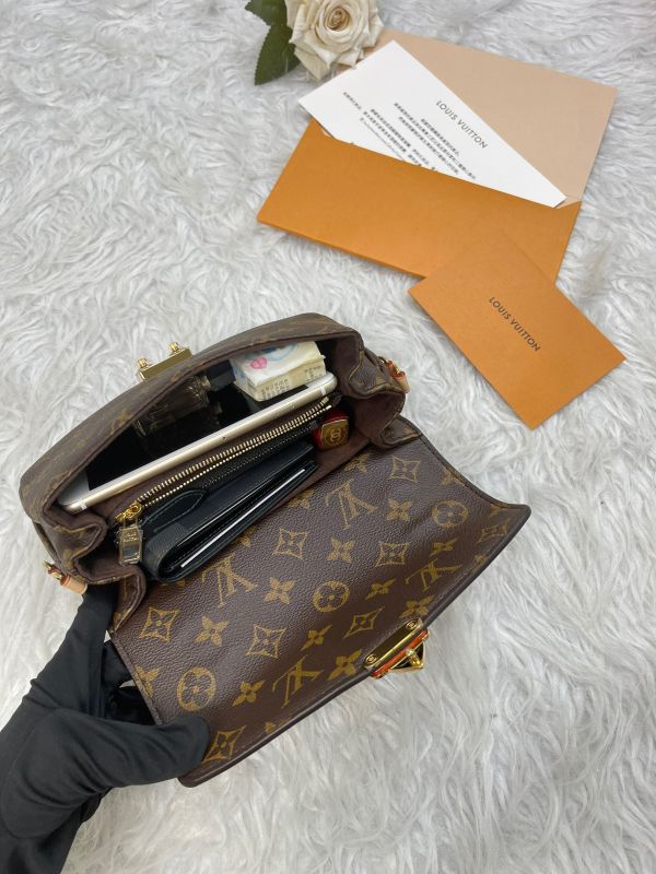 【分期0利率】LV Pochette Métis 小型學院包【95成新】 
