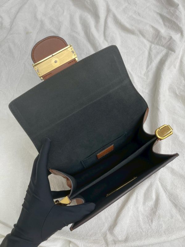 【95成新】LV Mini Dauphine 