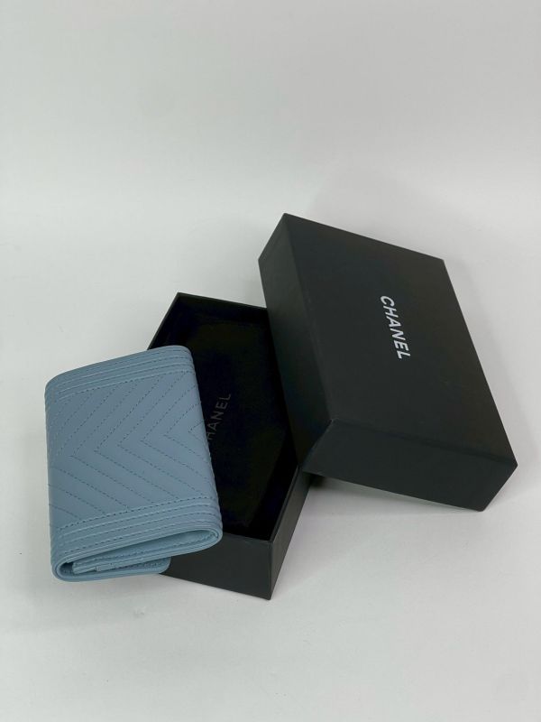 【未使用閒置品】CHANEL BOY山形紋翻蓋卡包 