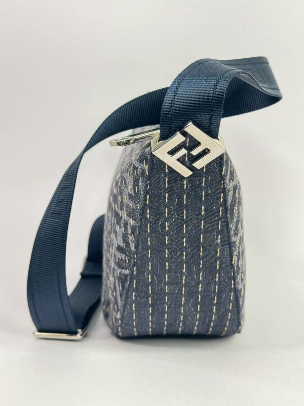 【未使用閒置品】FENDI FF 緹花 小型單肩包 