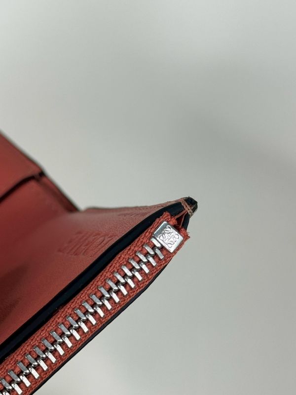 【分期0利率】LOEWE 粒面小牛皮小號豎款錢包【95成新】 