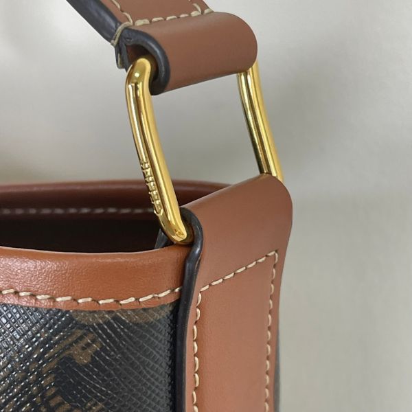 【12期0利率】CELINE  TRIOMPHE老花小號水桶包【95成新】 