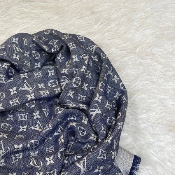 【12期0利率】LV Monogram Denim 披肩【99成新】 