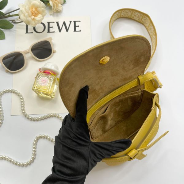 【12期0利率】LOEWE MINI GATE 小雞黃【9成新】 