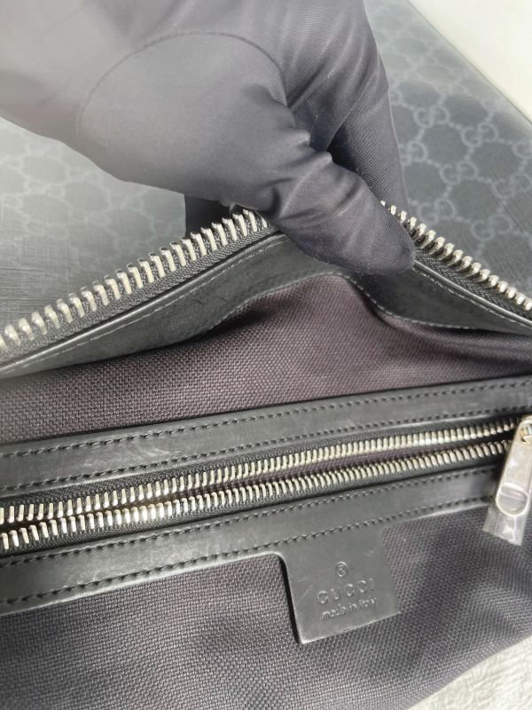 【9成新】GUCCI GG SUPREME 斜背包 