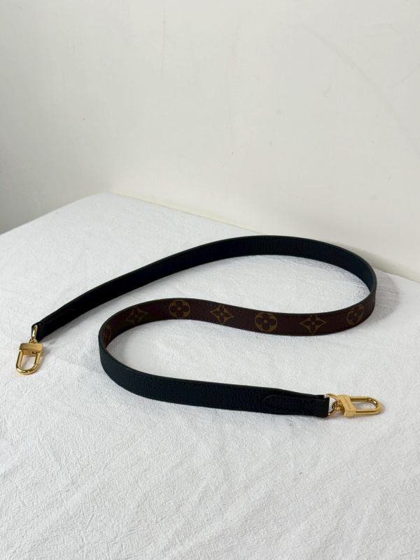 【99成新】LV Neverfull Inside Out BB 