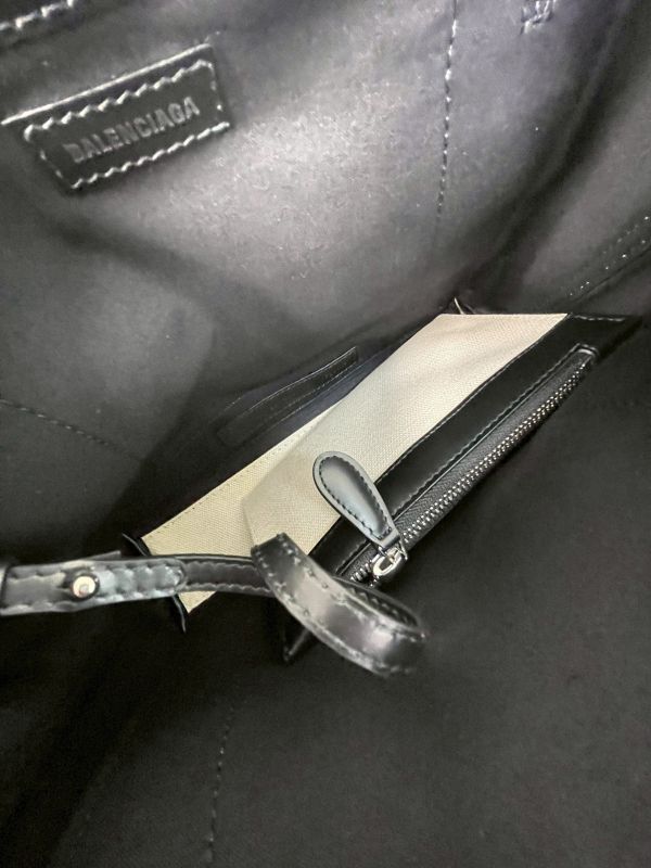 【分期0利率】Balenciaga Navy Cabas XS(背帶款)【99成新】 