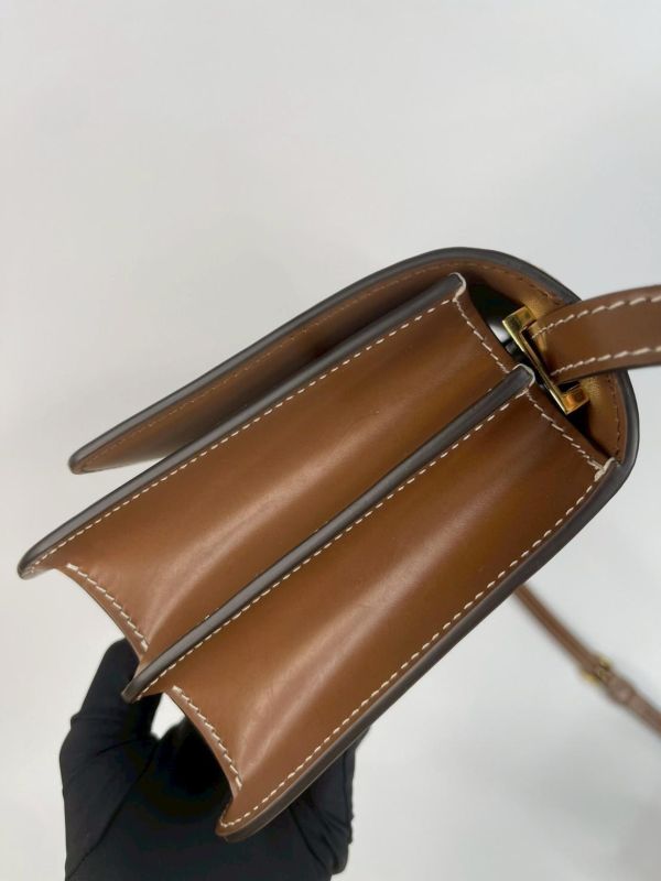 【95成新】BURBERRY TB帆布翻蓋斜背包 