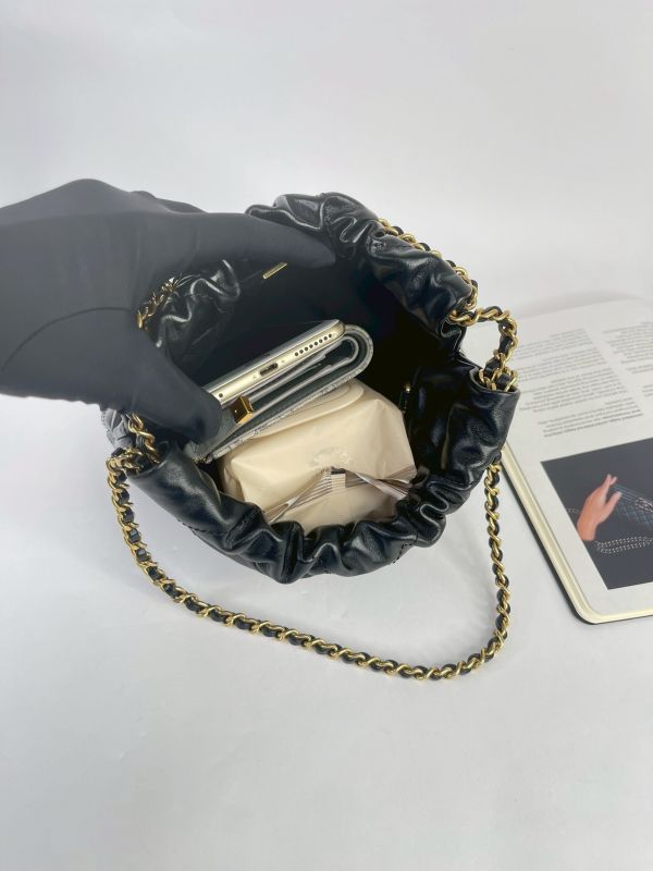 【95成新】CHANEL 22 迷你束口包 