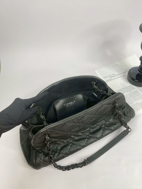 【分期0利率】CHANEL  閃亮皮革保齡球兩用包【9成新】 