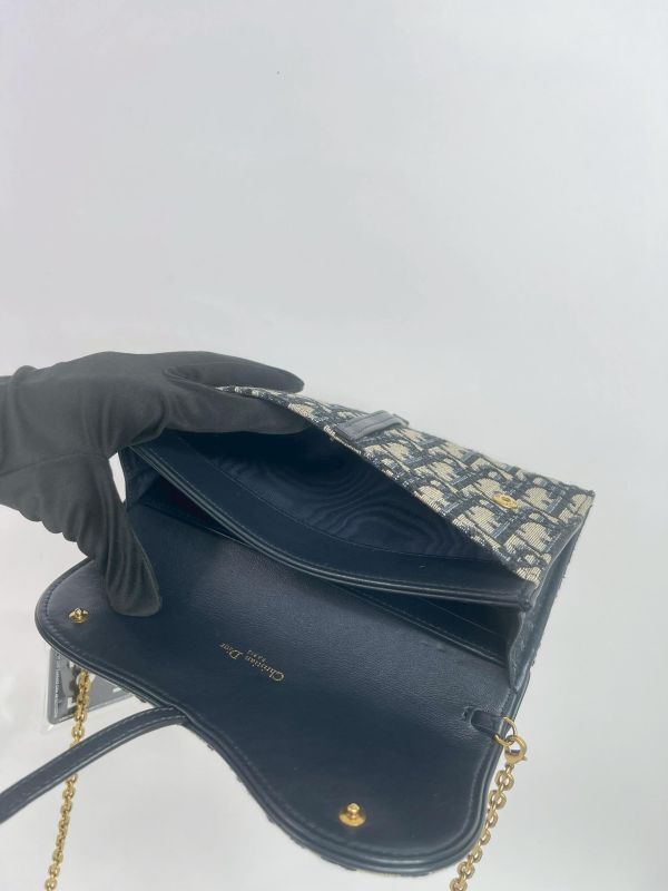 【9成新】DIOR Saddle 長型鏈帶銀包 