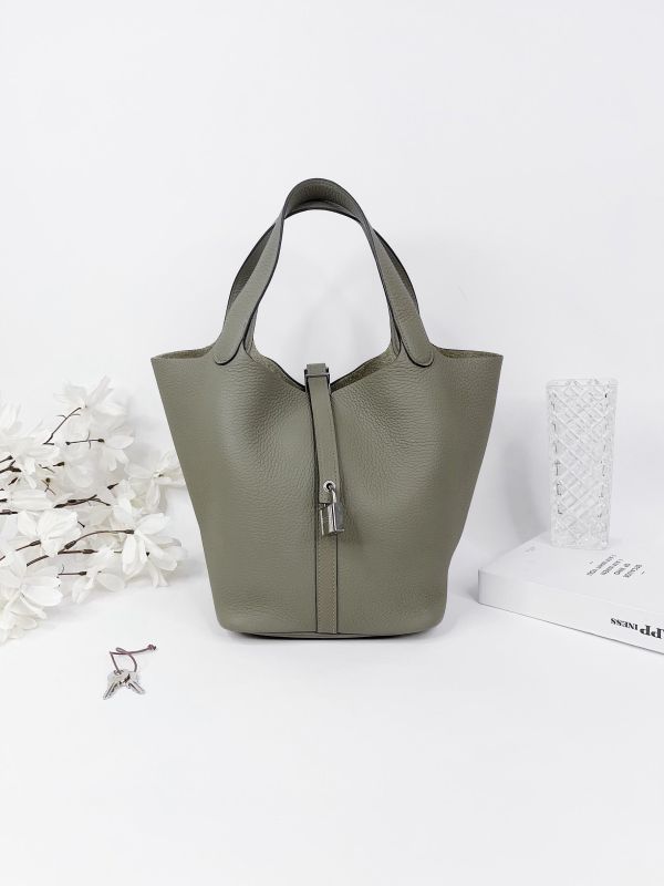 【95成新】HERMES PICOTIN 22 