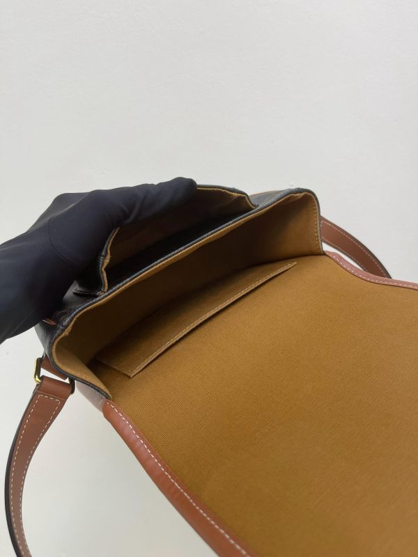 【95成新】CELINE Triomphe帆布中型Folco手袋 