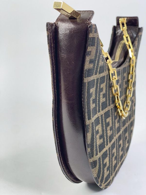 【9成新】FENDI ZUCCA 半月包 