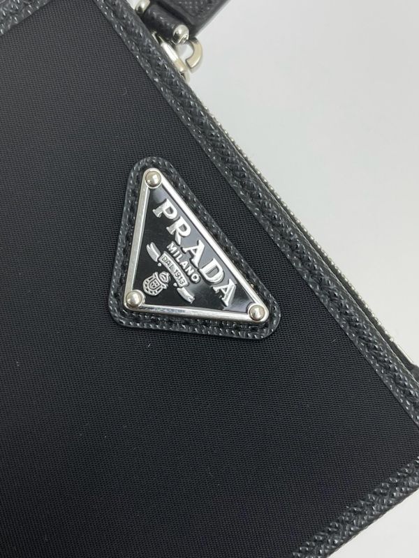 【95成新】PRADA Re-Nylon 扣式短夾 