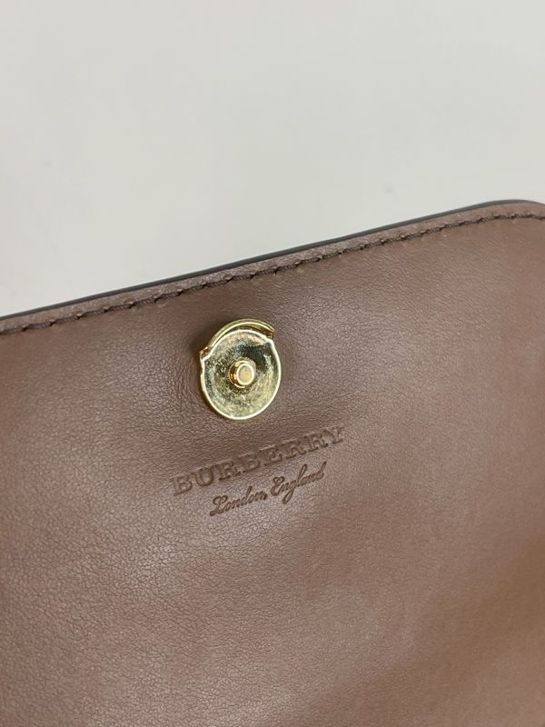 【分期0利率】BURBERRY HAMPSHIRE 格紋拚接皮革WOC 【95成新】 