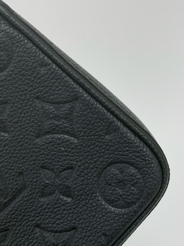【95成新】LV Easy Pouch On Strap 