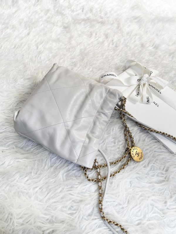 【95成新】CHANEL 22 迷你束口包 