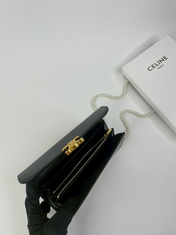 【分期0利率】CELINE TRIOMPHE平滑光面信封長夾 黑色金扣【9成新】附改WOC背帶 