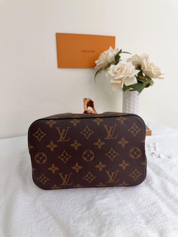 【9成新】LV Néonoé BB 