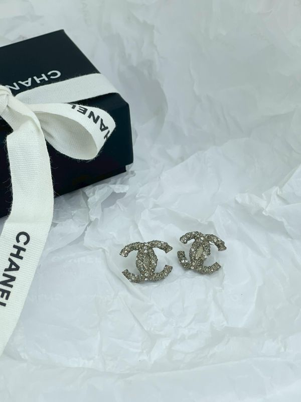 【95成新】CHANEL 滿鑽耳環 