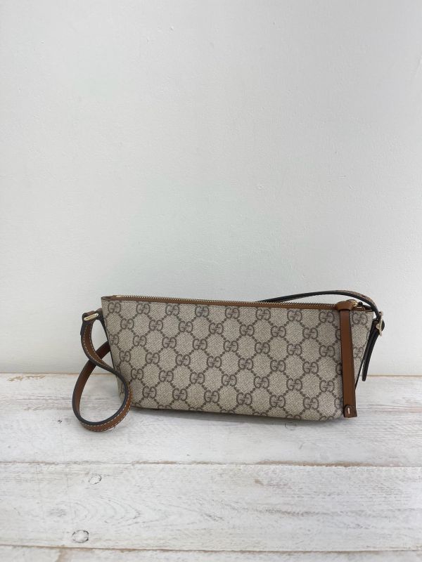 【95成新】GUCCI GG EMBLEM 小型肩背包 