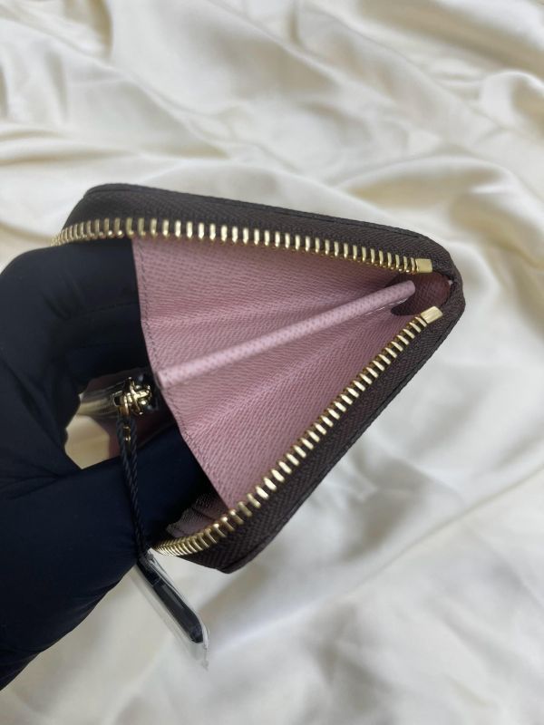 【95成新】 LV Clémence  長夾 粉 