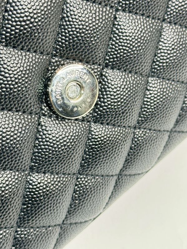 【分期0利率】YSL 粒面绗縫皮革中號信封包【95成新】