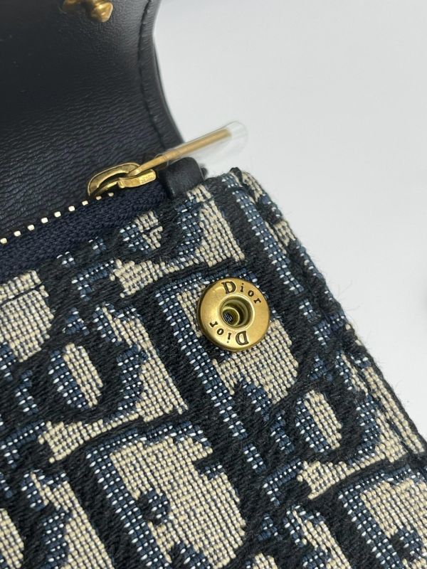 【閒置新品】Dior Saddle Lotus三折短夾 