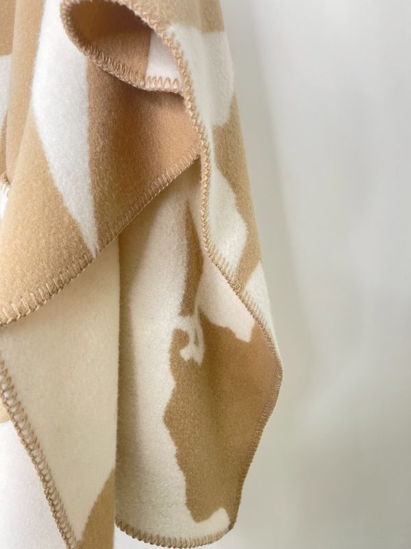 【99成新】BURBERRY CAPE 披肩 