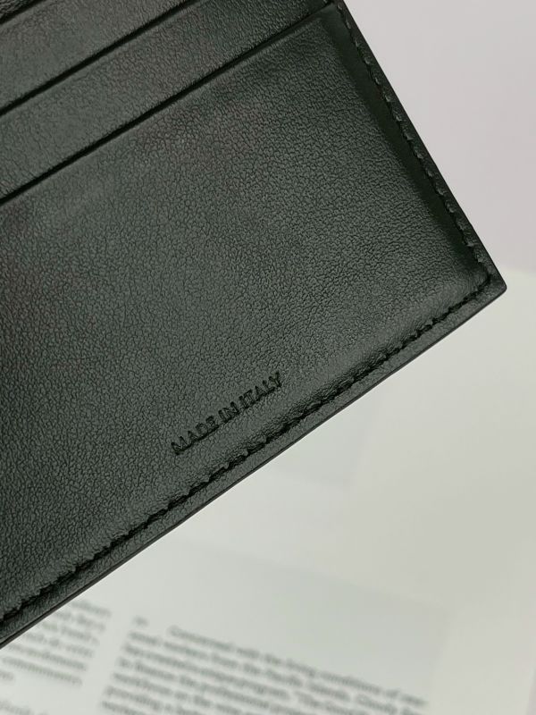 【分期0利率】CELINE 亮面牛皮革TRIOMPHE三折短夾 【95成新】 