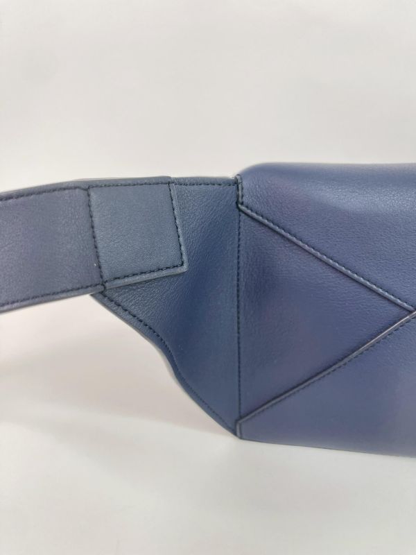 【95成新】LOEWE 小牛皮PUZZLE EDGE腰包小號 