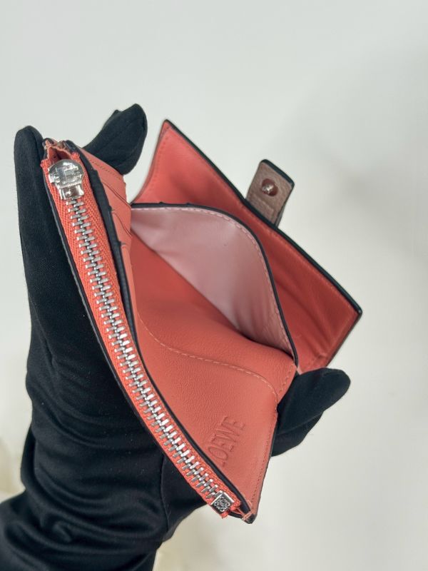 【分期0利率】LOEWE 粒面小牛皮小號豎款錢包【95成新】 
