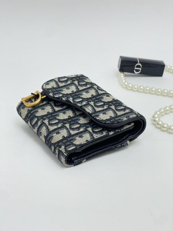 【閒置新品】DIOR SADDLE LOTUS 老花三折短夾 