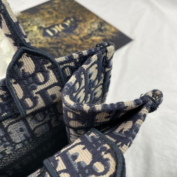 【12期0利率】Dior Book Tote 小碼【95成新】 