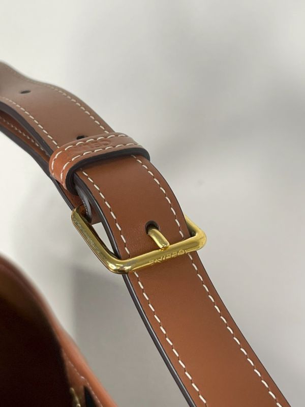 【分期0利率】CELINE TRIOMPHE老花小號水桶包【95成新】 