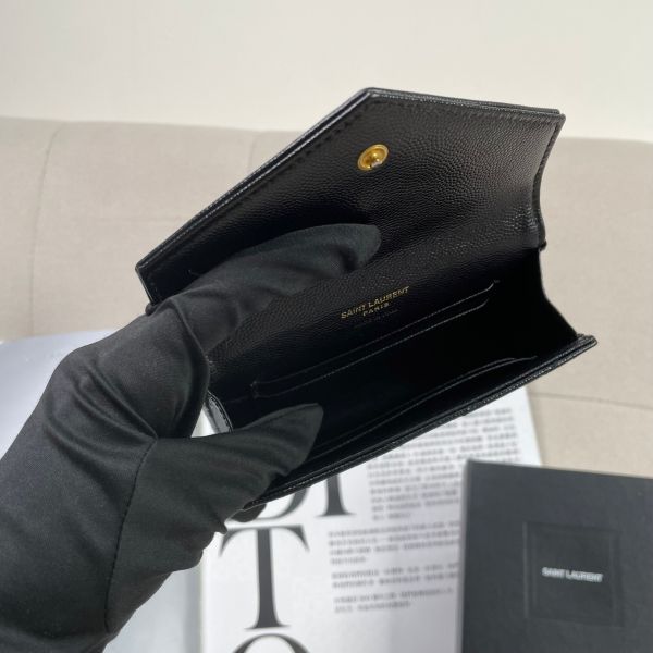 【12期0利率】YSL 粒面壓紋皮革信封卡片夾【9成新】 