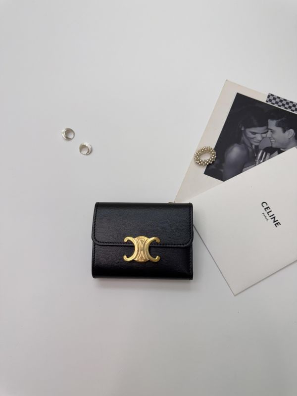 【95成新】CELINE TRIOMPHE亮澤牛皮革短款零錢包 