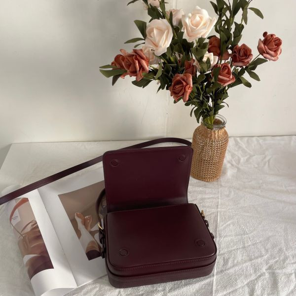 【未用閒置品】BURBERRY Grace 方胖 酒紅 